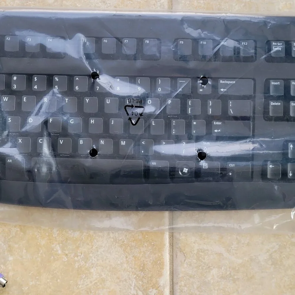 Logitech PS/2 Keyboard, Brand New, Open Box